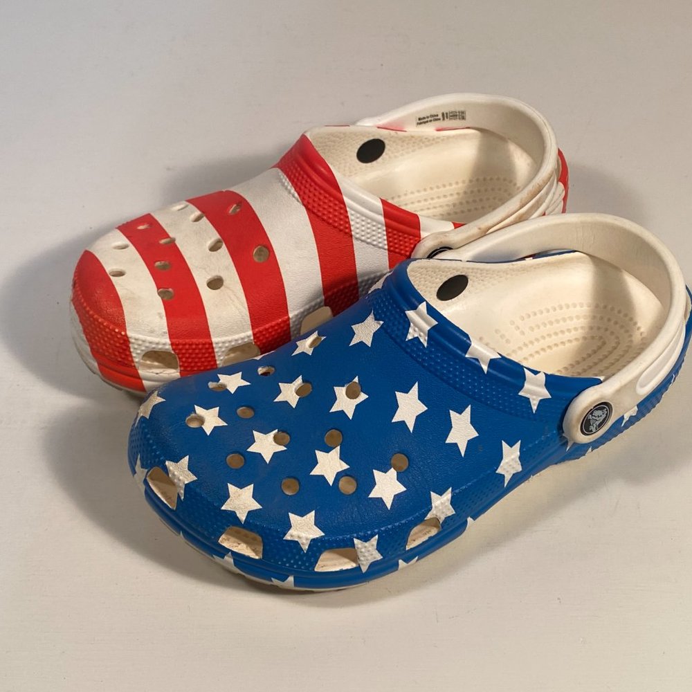Crocs Stars and Stripes US Flag Print Clogs Women Size 8 - Picture 3 of 8